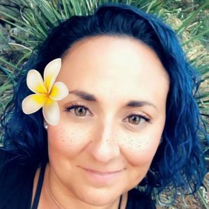 Meet your Posher, Felicia